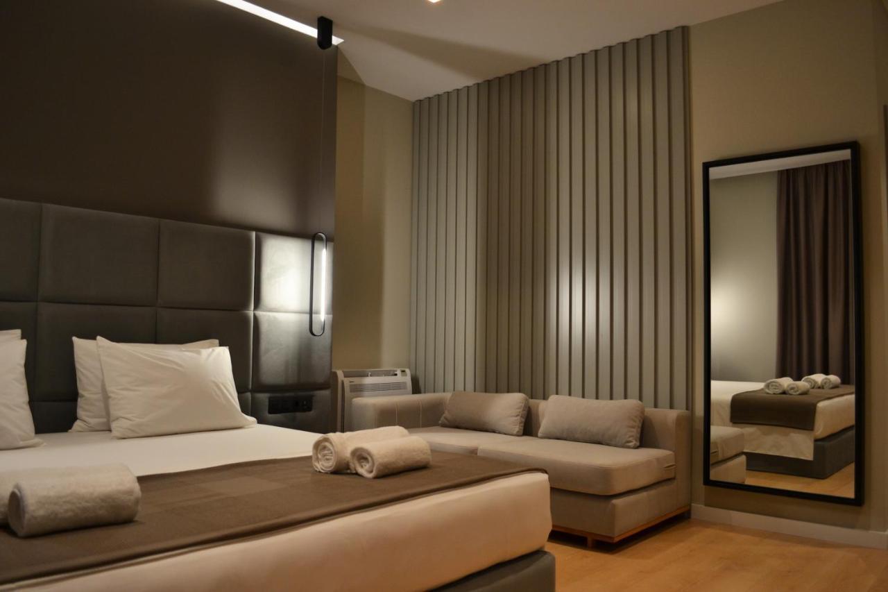 Artnest Luxury Hotel & Suites Sarandë Buitenkant foto
