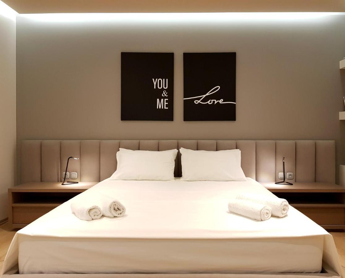 Artnest Luxury Hotel & Suites Sarandë Buitenkant foto