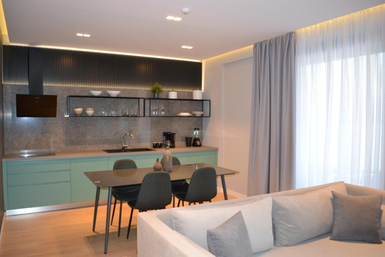 Artnest Luxury Hotel & Suites Sarandë Buitenkant foto