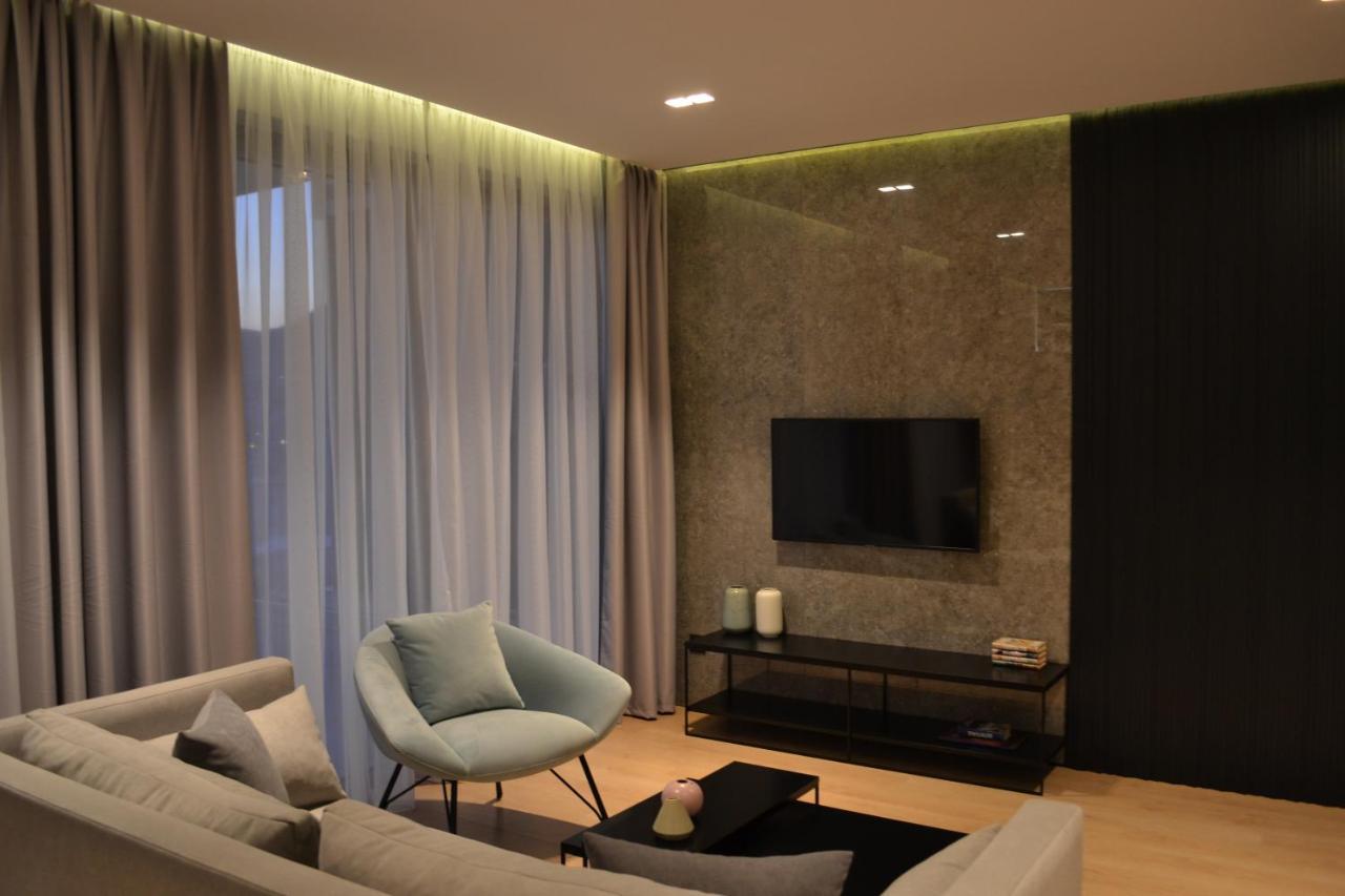 Artnest Luxury Hotel & Suites Sarandë Buitenkant foto