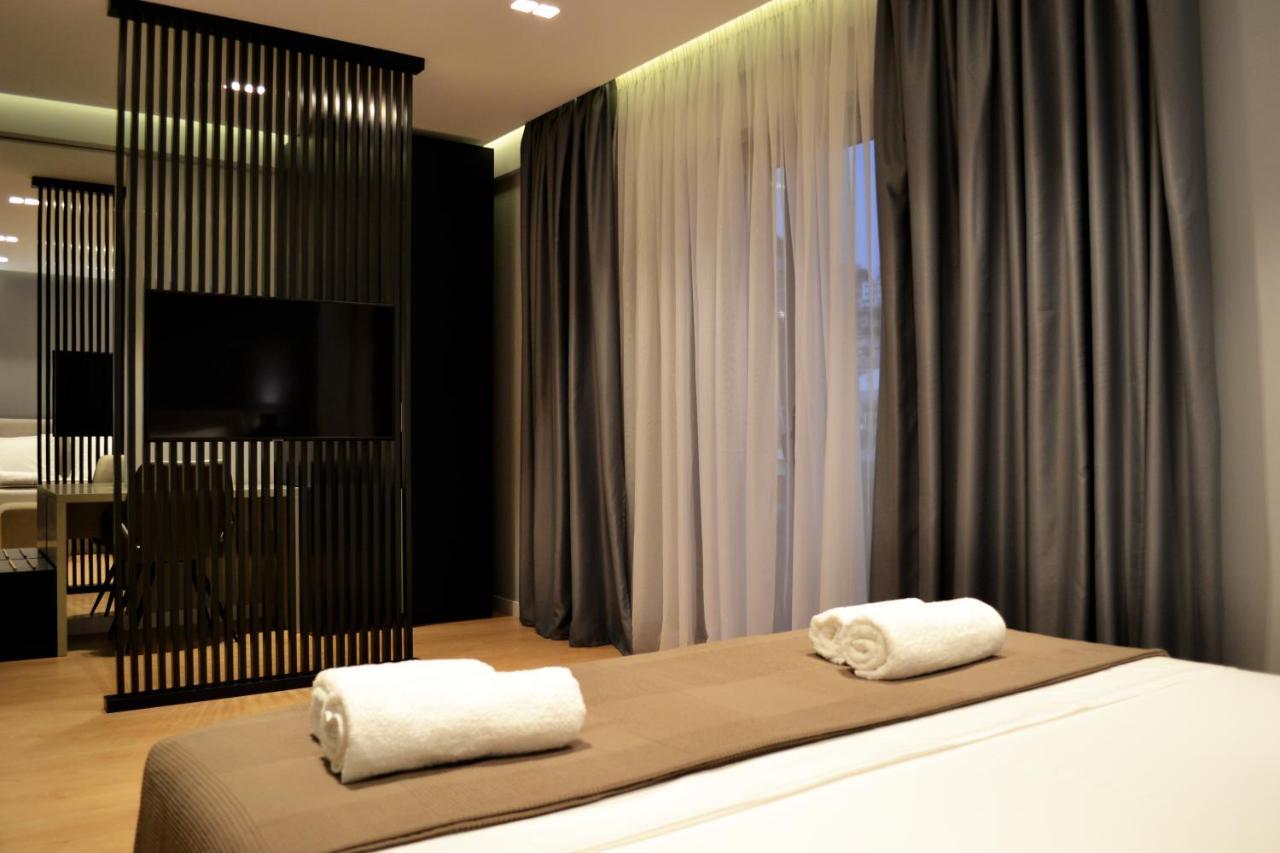 Artnest Luxury Hotel & Suites Sarandë Buitenkant foto