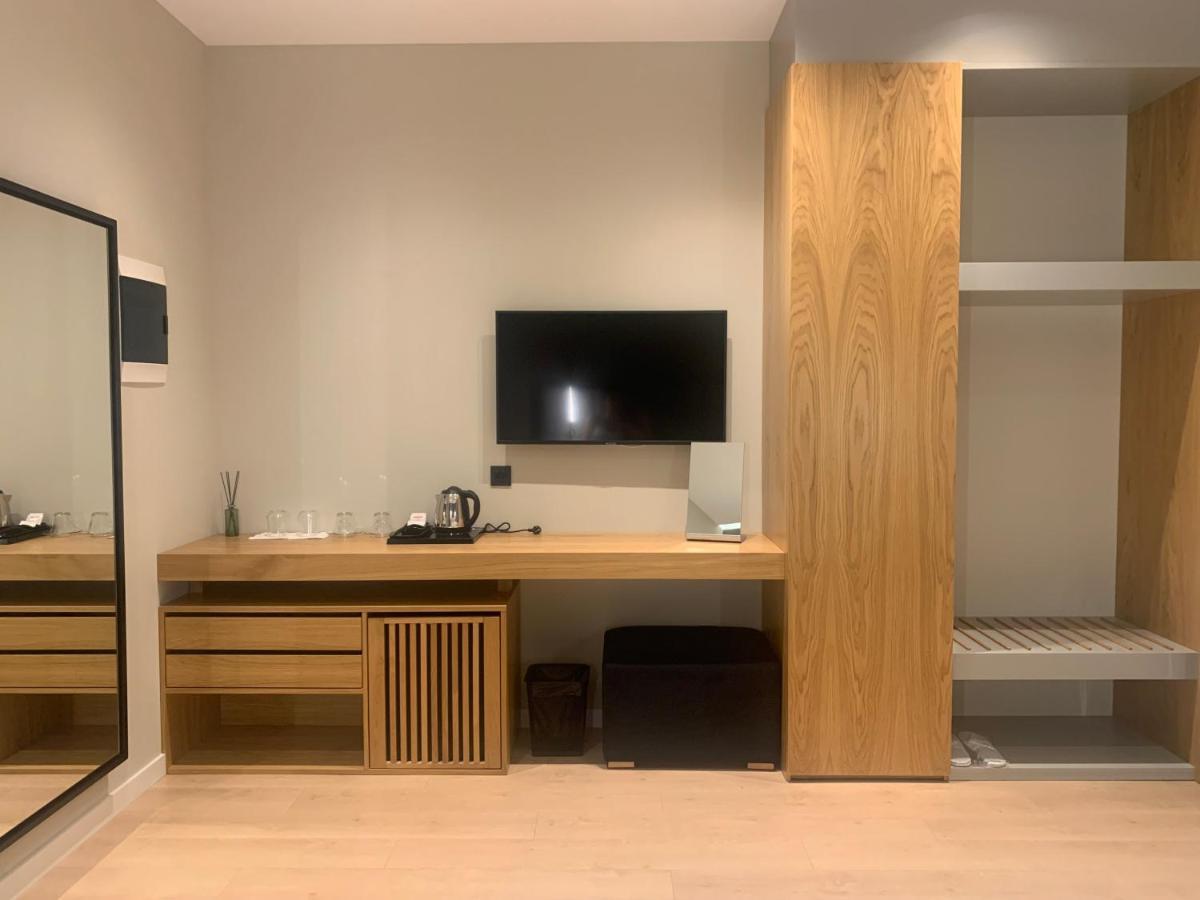 Artnest Luxury Hotel & Suites Sarandë Buitenkant foto