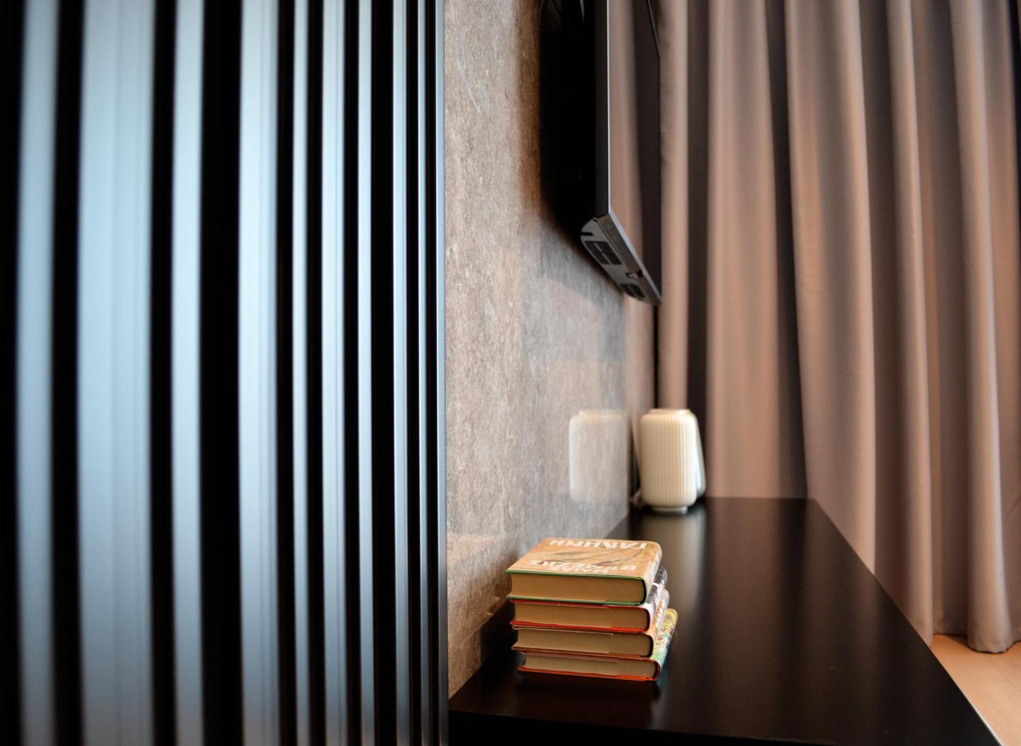 Artnest Luxury Hotel & Suites Sarandë Kamer foto